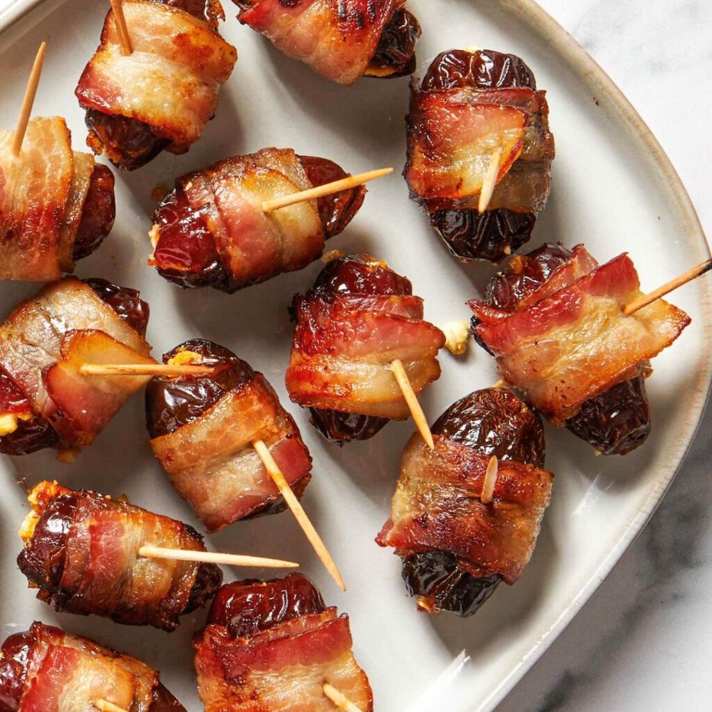 thanksgiving dinner, Bacon-Wrapped Dates